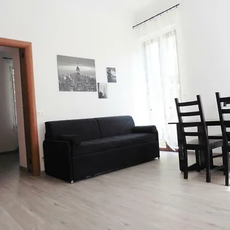 Апартаменты La Casa Di Bloom 2 *